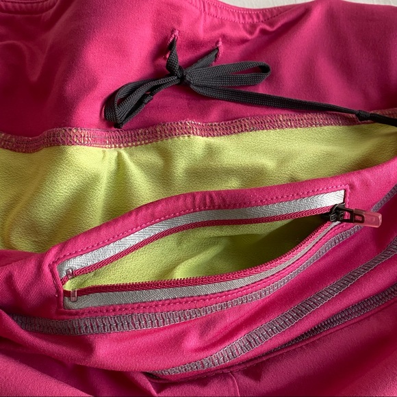 Athleta Pink Stability Running Shorts Size XL - Picture 13 of 13